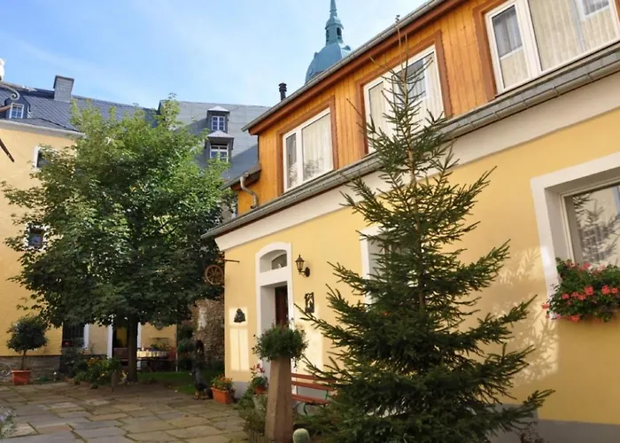 Ferienwohnungen Im Vierseitenhof Linke