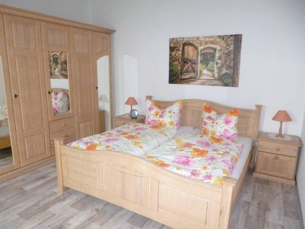 Im Vierseitenhof Linke Apartment *